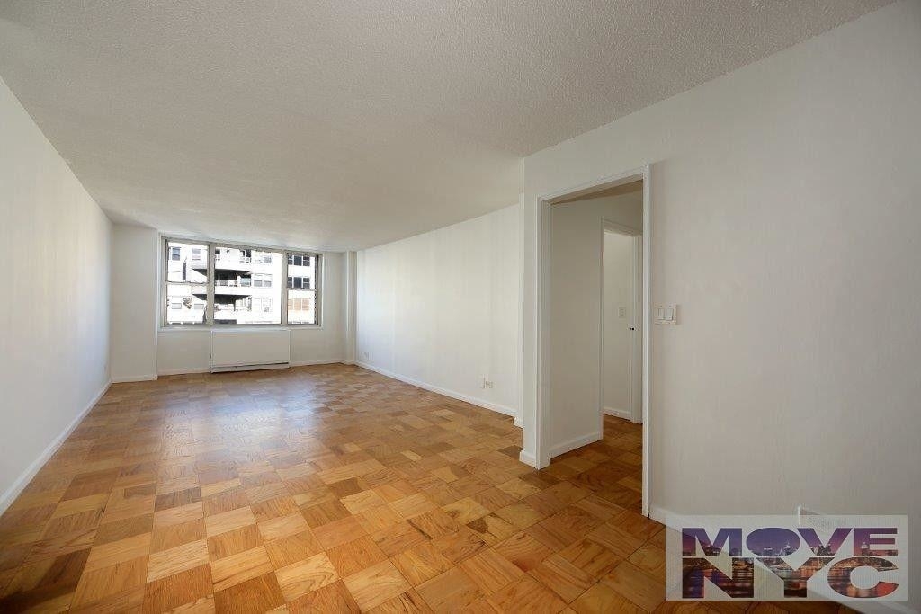 166 East 34th Street - Photo 0