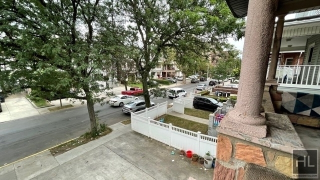 1054 East 14 Street - Photo 20