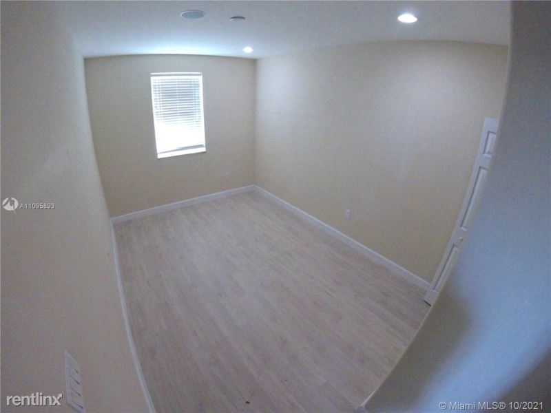 990 Sw 99th Ct - Photo 11