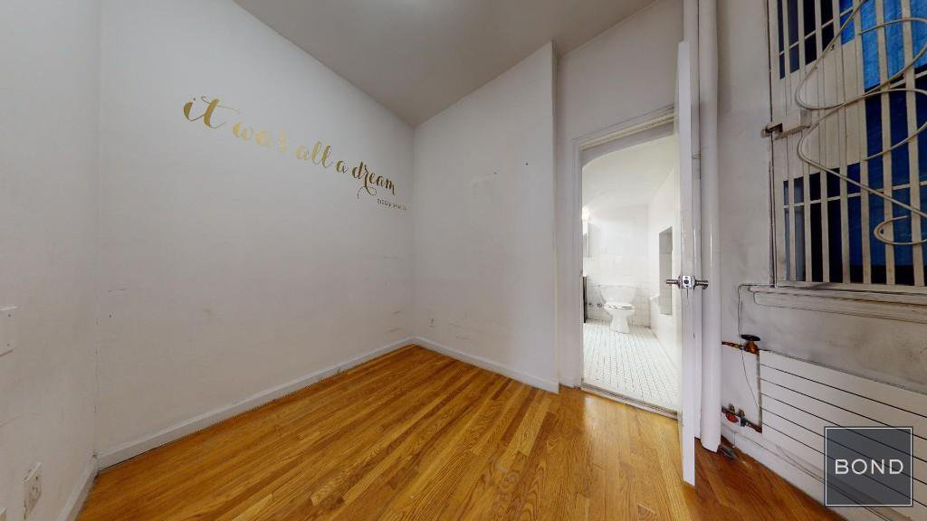 1BR at East 87th st - Photo 4