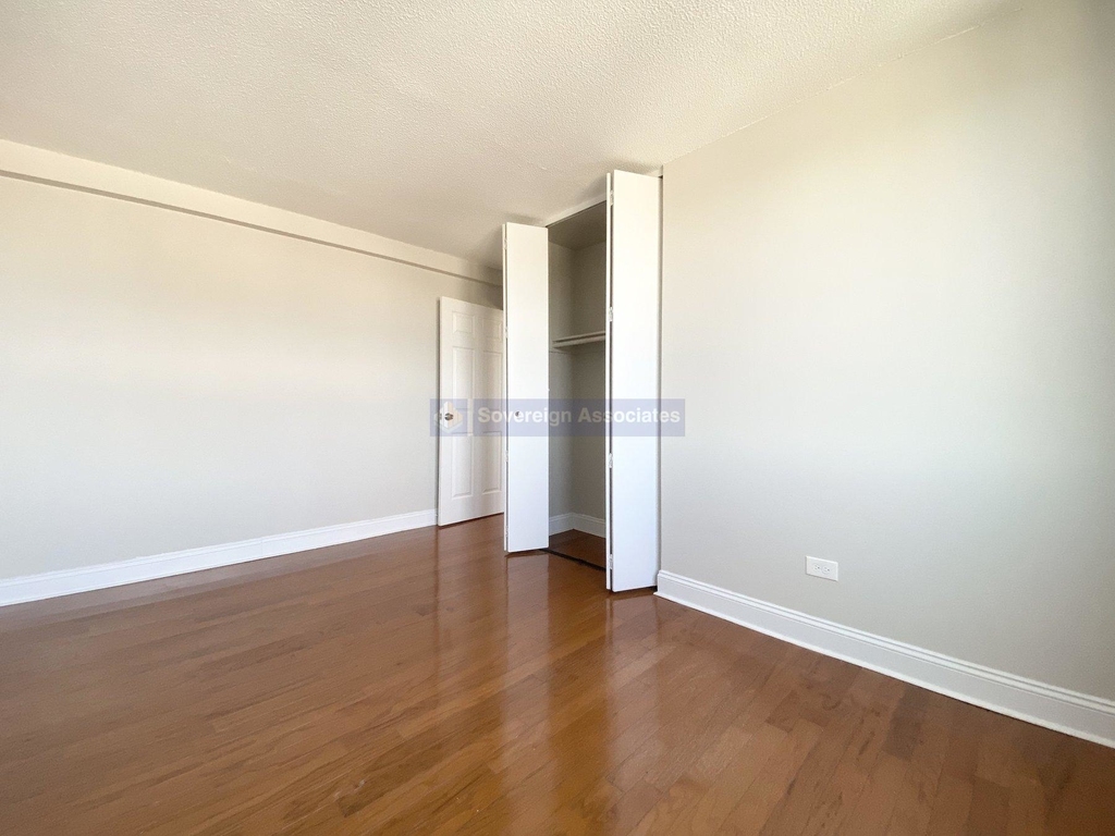 3333 Broadway - Photo 7