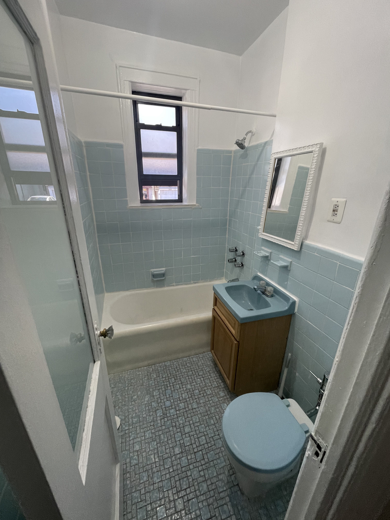 35-25 29th Street - Photo 5