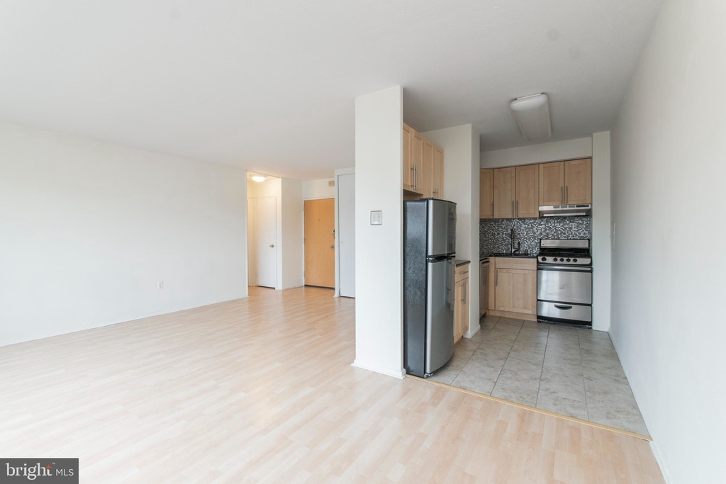 2101 Chestnut Street - Photo 9