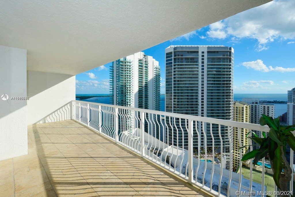 1200 Brickell Bay Dr - Photo 0