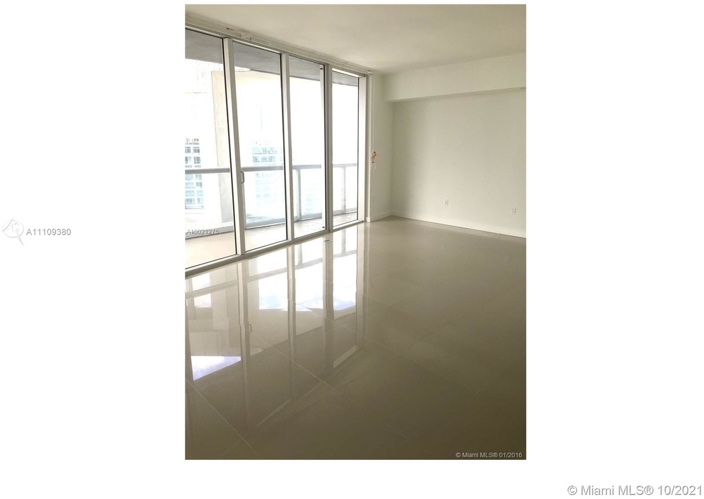 475 Brickell Ave - Photo 4