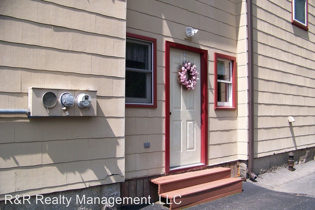 116 Cottage St - Photo 1