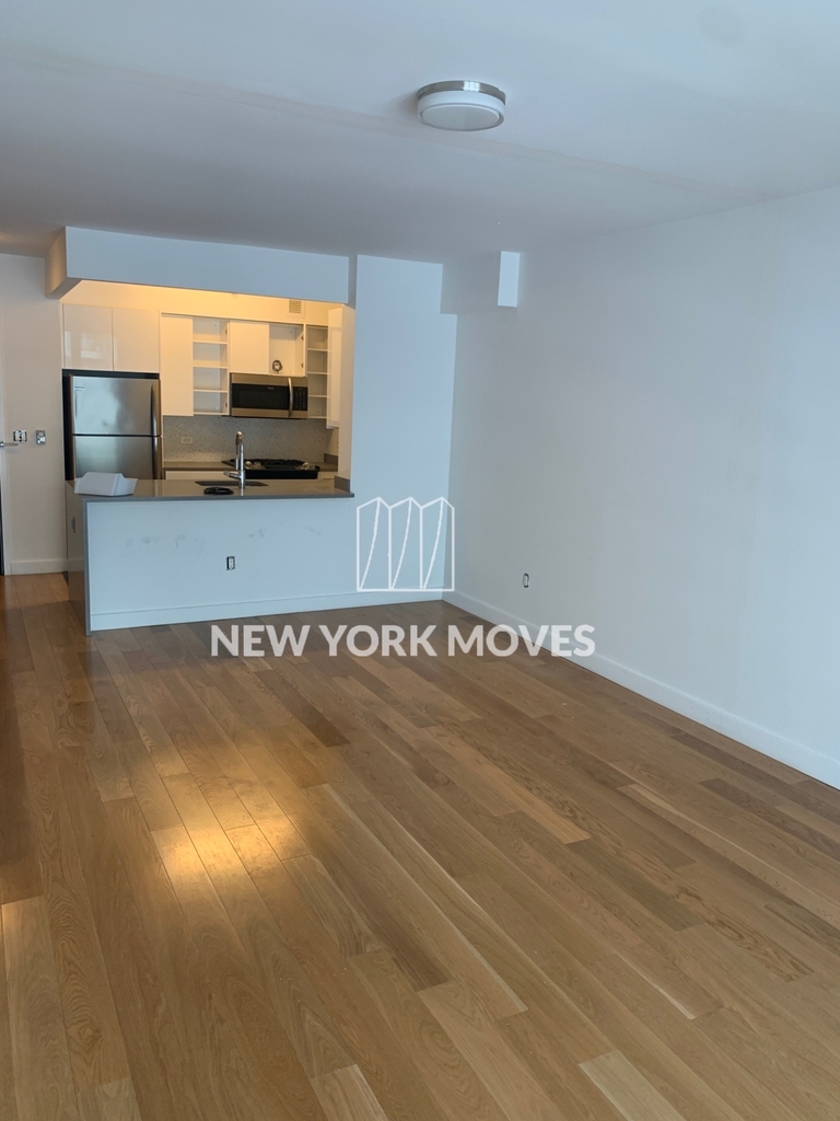 606 West 57th Street - Photo 1