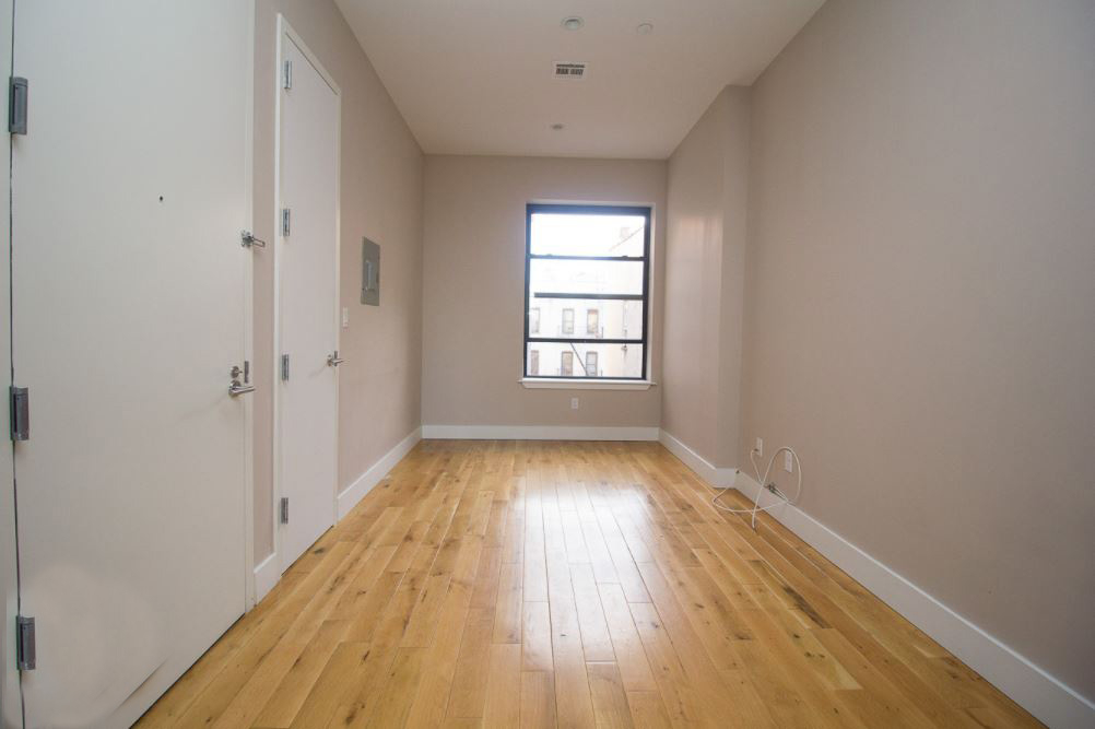 1020 Park Place - Photo 3