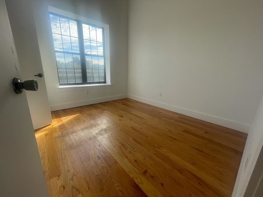 1803 Atlantic Avenue - Photo 4