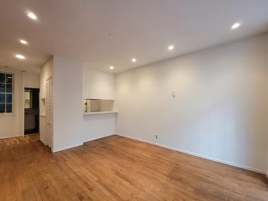 315 East 81st Street - Photo 2