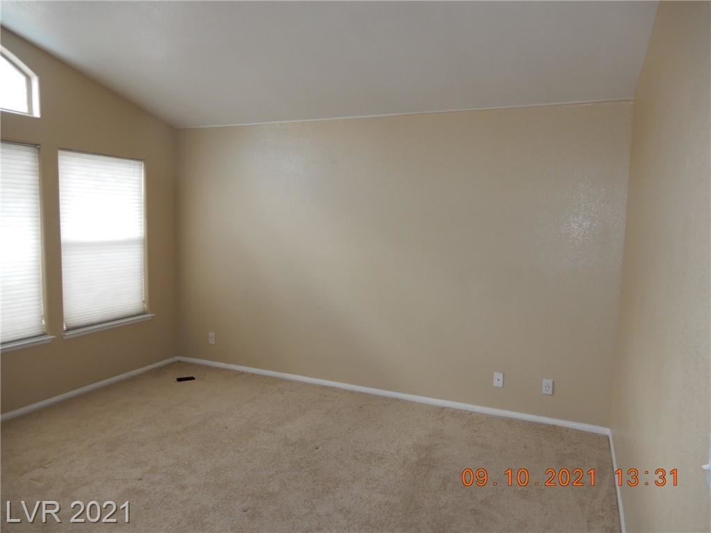 7840 Millhopper Avenue - Photo 23