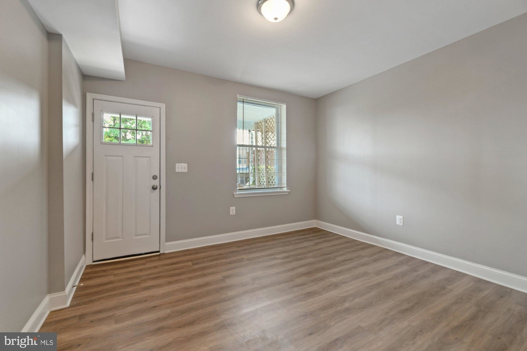 2604 Springhill Avenue - Photo 5