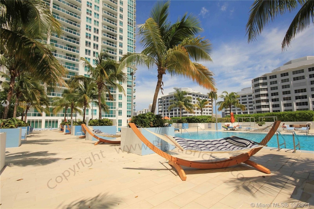 950 Brickell Bay Dr - Photo 34