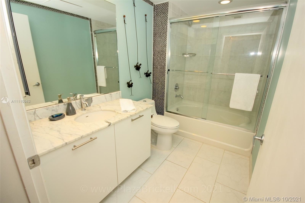 950 Brickell Bay Dr - Photo 28