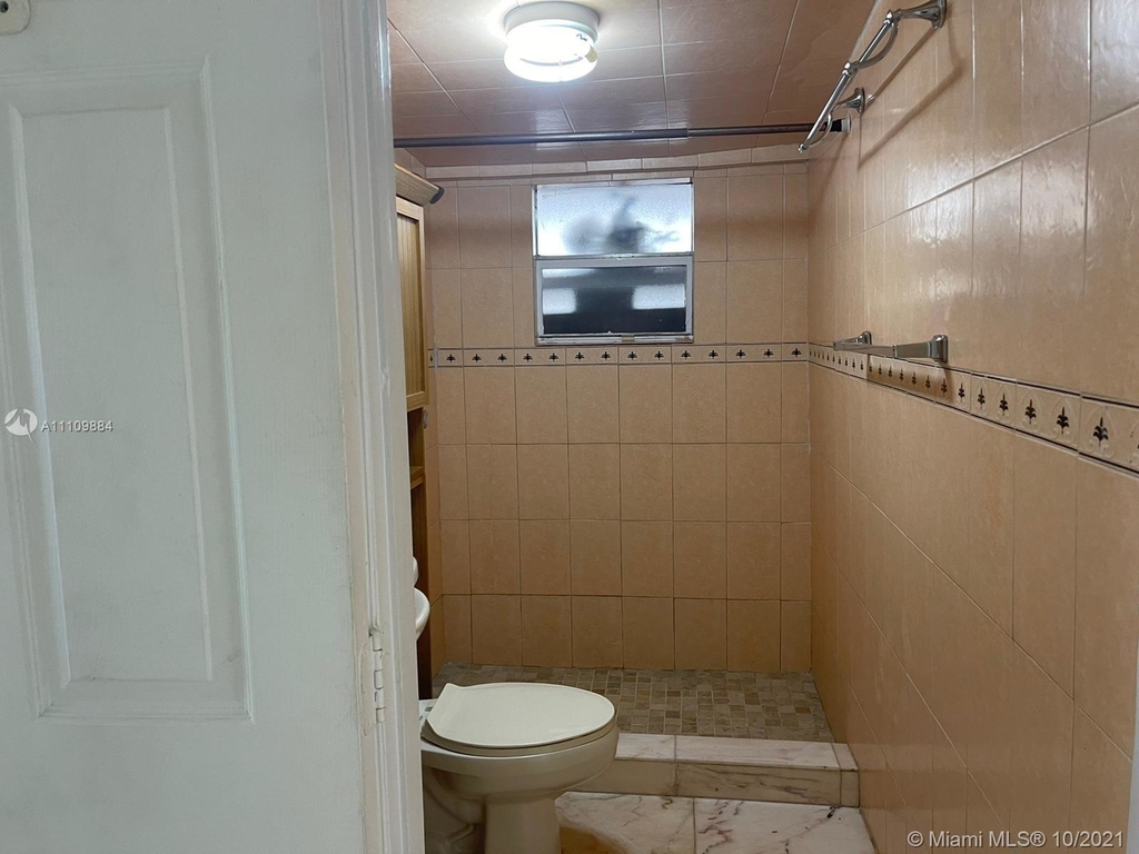 5855 Sw 5th St - Photo 11