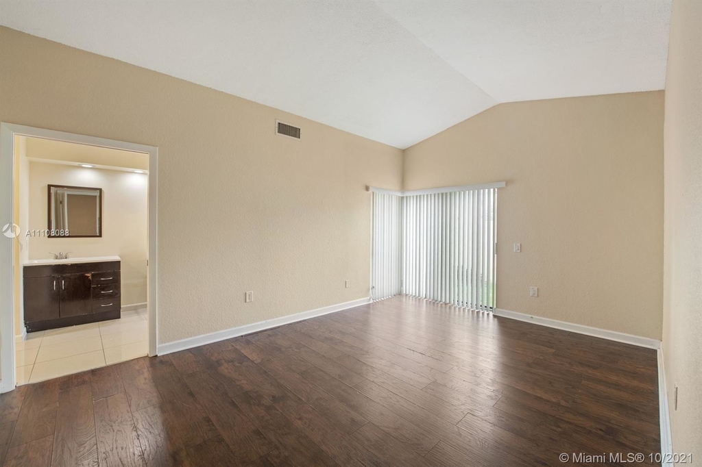 17329 Nw 62nd Ct - Photo 18