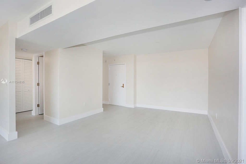 600 Biltmore Way - Photo 10