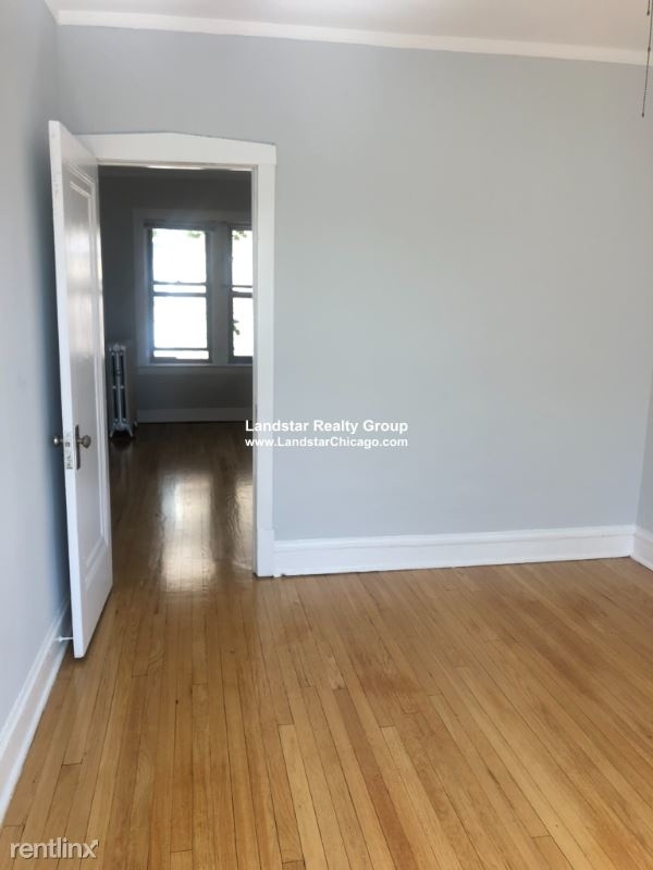 2450 W Wilson Ave 3 - Photo 6