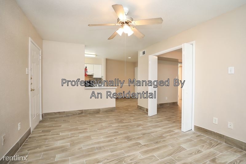 1415 Greens Pkwy - Photo 12