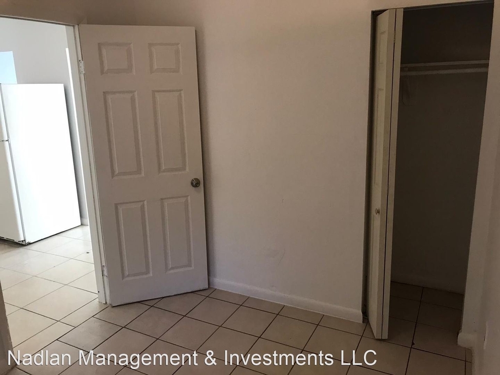 352 Nw 11 Street - Photo 1