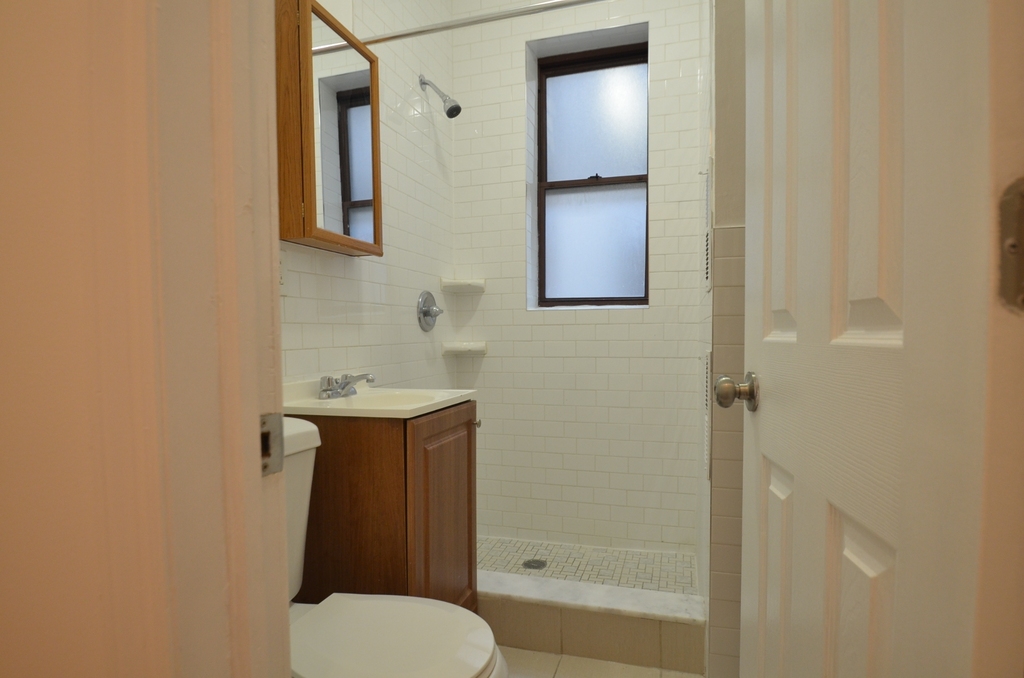 279 west 150 - Photo 1