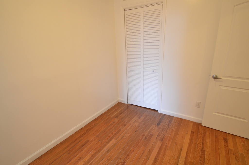 279 west 150 - Photo 4