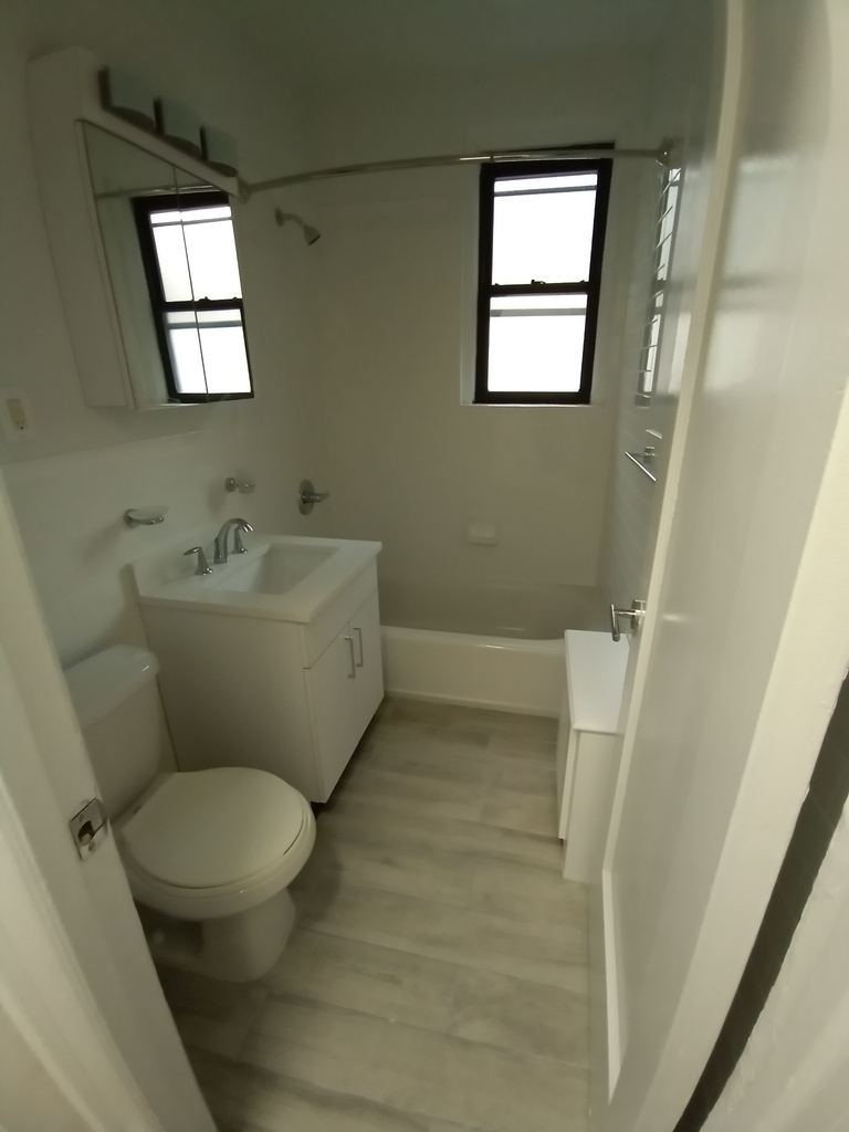 450 Lexington Avenue - Photo 9