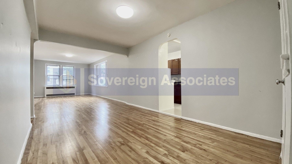 500 Kappock Street - Photo 0