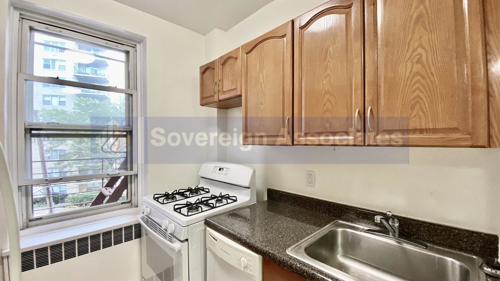 500 Kappock Street - Photo 7