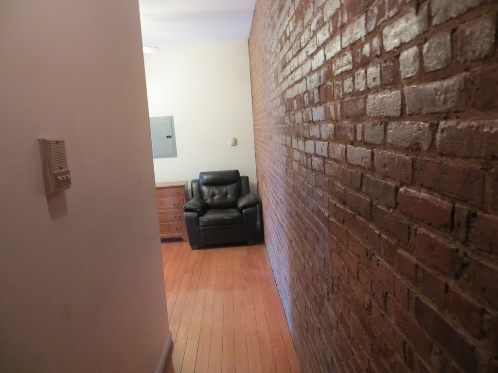 688 Union Street - Photo 7