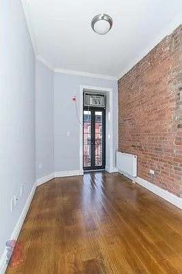 89 Clinton Street - Photo 3