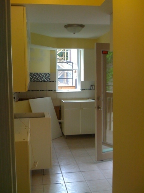 439 West Webster Avenue - Photo 6