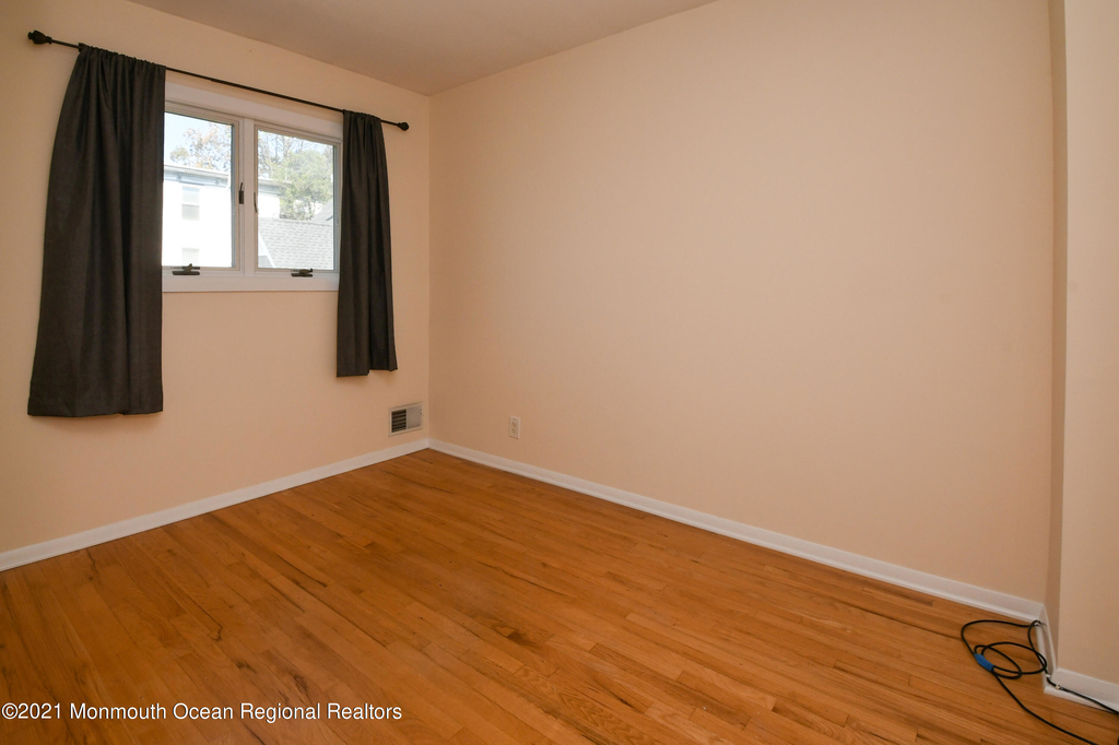 404 7th Avenue - Photo 13