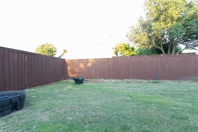 136 Merideth Drive - Photo 3