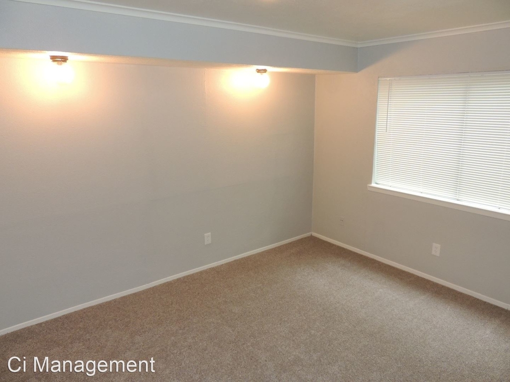 4716 Sycamore Street Apt. 201 - Photo 8