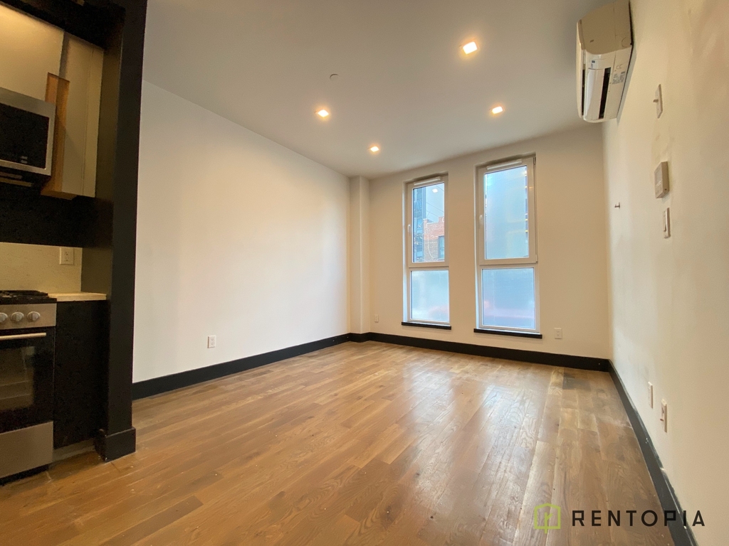 832 Lexington Avenue - Photo 3