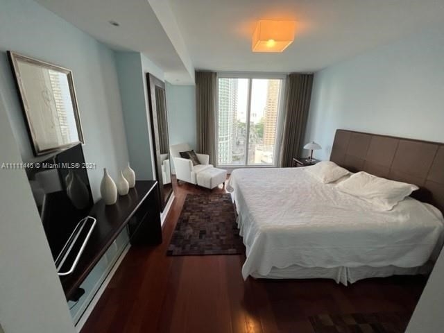 901 Brickell Key Blvd  #2605 - Photo 8