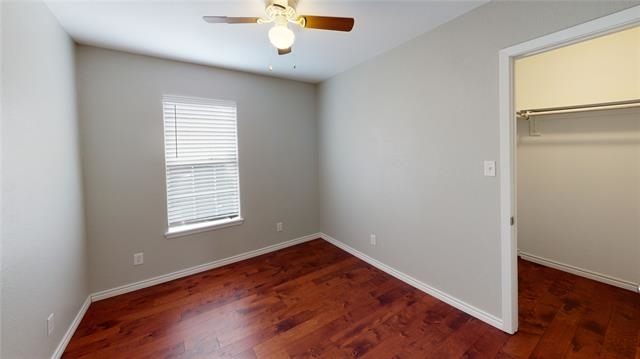 1003 Oak Street - Photo 6