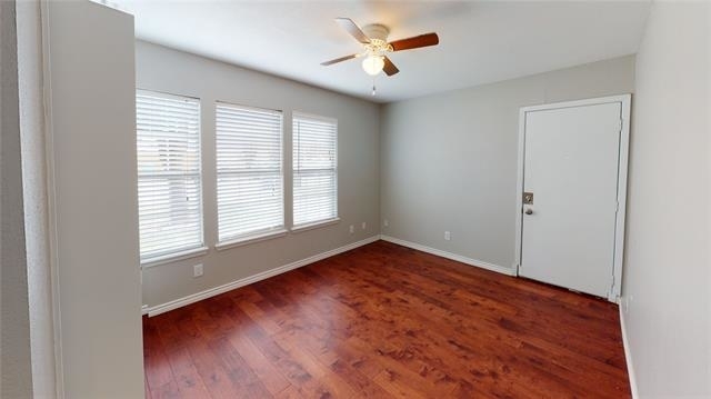 1003 Oak Street - Photo 3