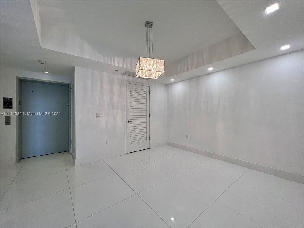 1010 Brickell Ave - Photo 6