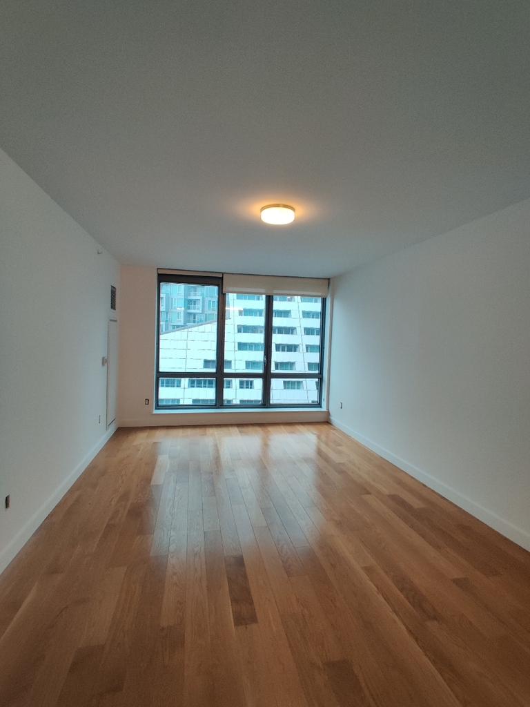 10th Ave/59 - Photo 0