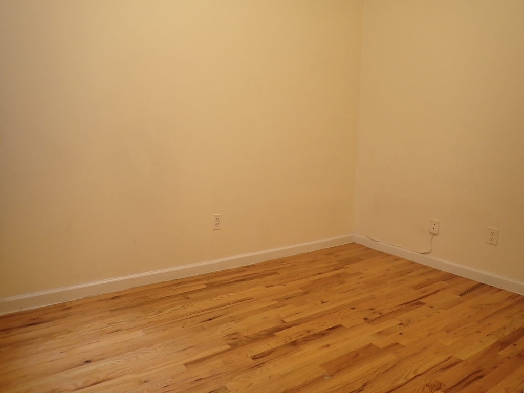 524 Lafayette Avenue - Photo 6