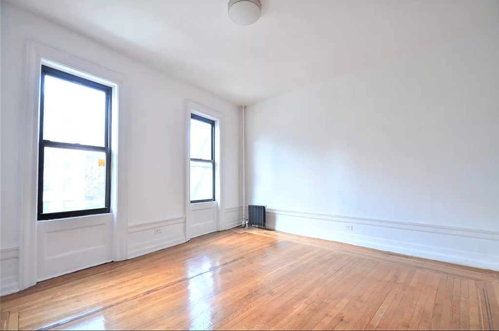 666 West End Avenue - Photo 4