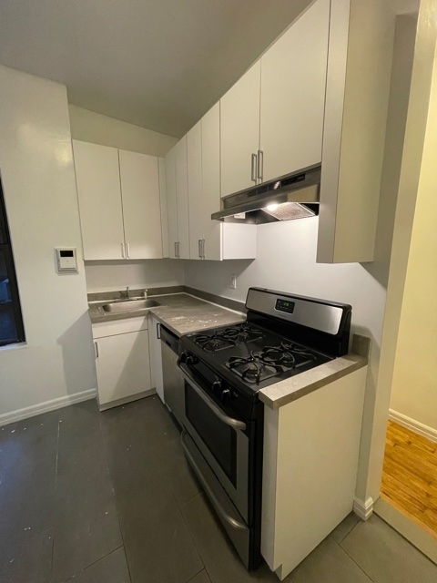 107 East 88th Street - Photo 2