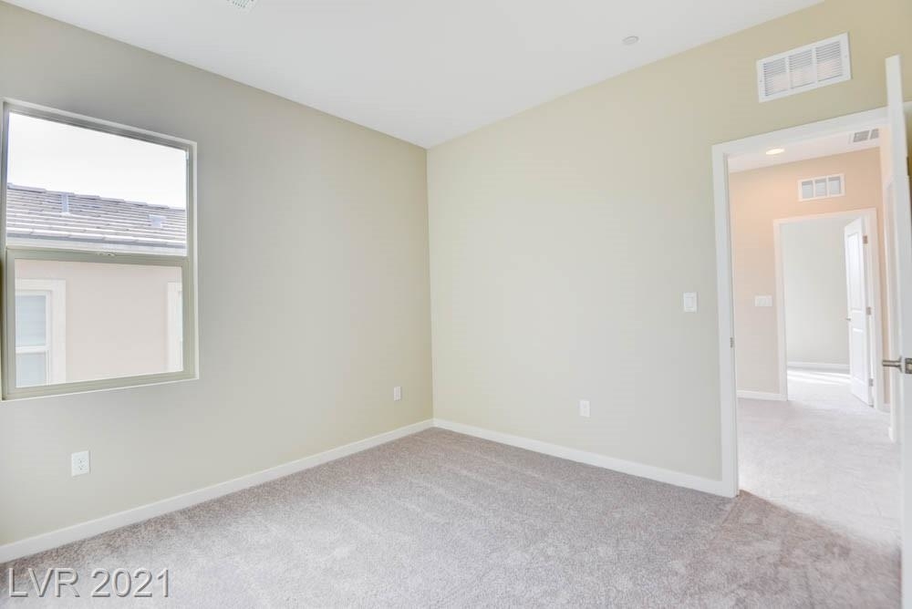 11840 Pelican Butte Avenue - Photo 23