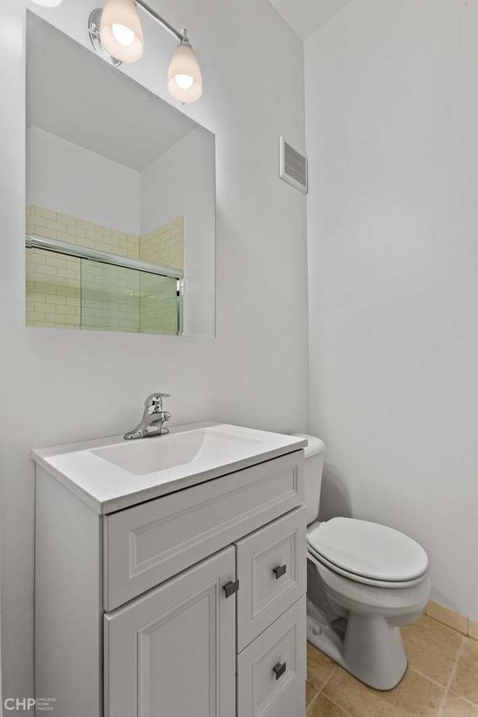 2309 West North Avenue - Photo 8