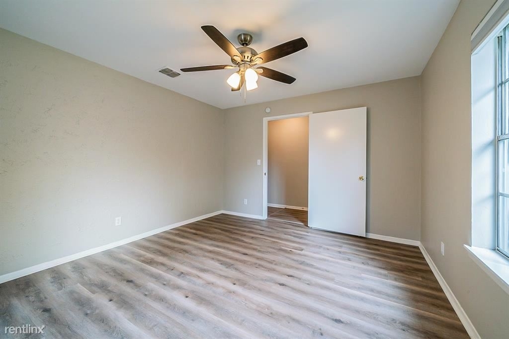 23039 Berry Pine Drive - Photo 15