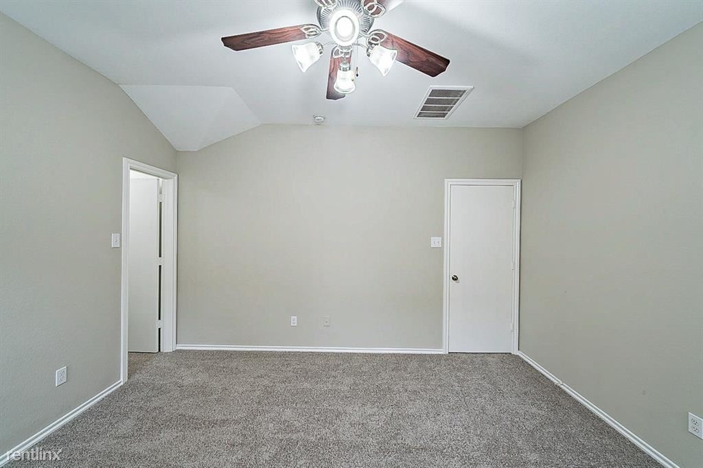 813 N Katydid Court - Photo 13