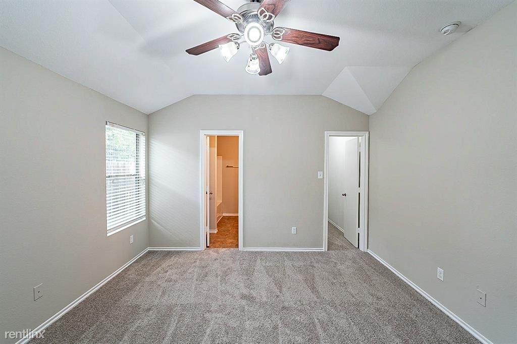 813 N Katydid Court - Photo 12