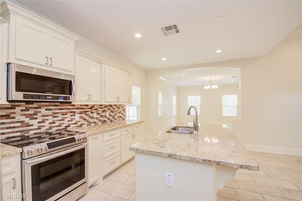 10572 Twin Oak Drive - Photo 15